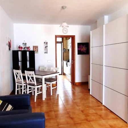 Altemar In Americas Apartment